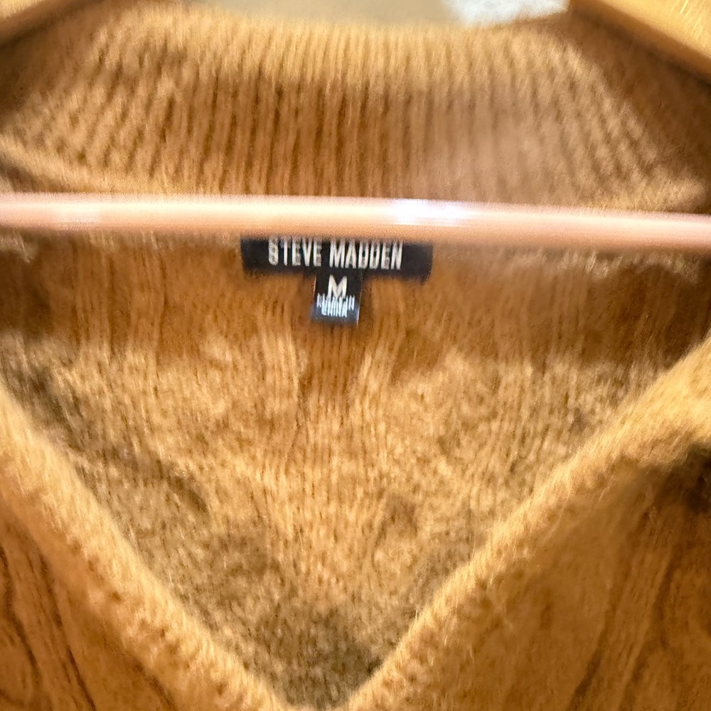 Steve Madden Women’s Knit Mustard Yellow Color Crop Sweater with Collar Size M - Picture 8 of 9
